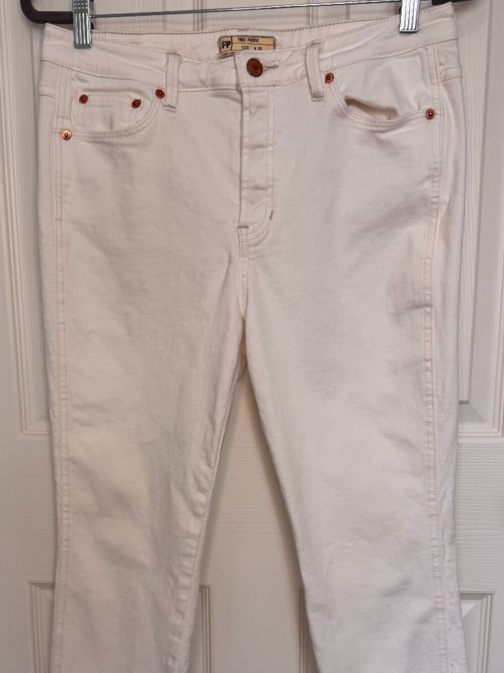 Free People White Jeans - Size 30 - Straight Leg
